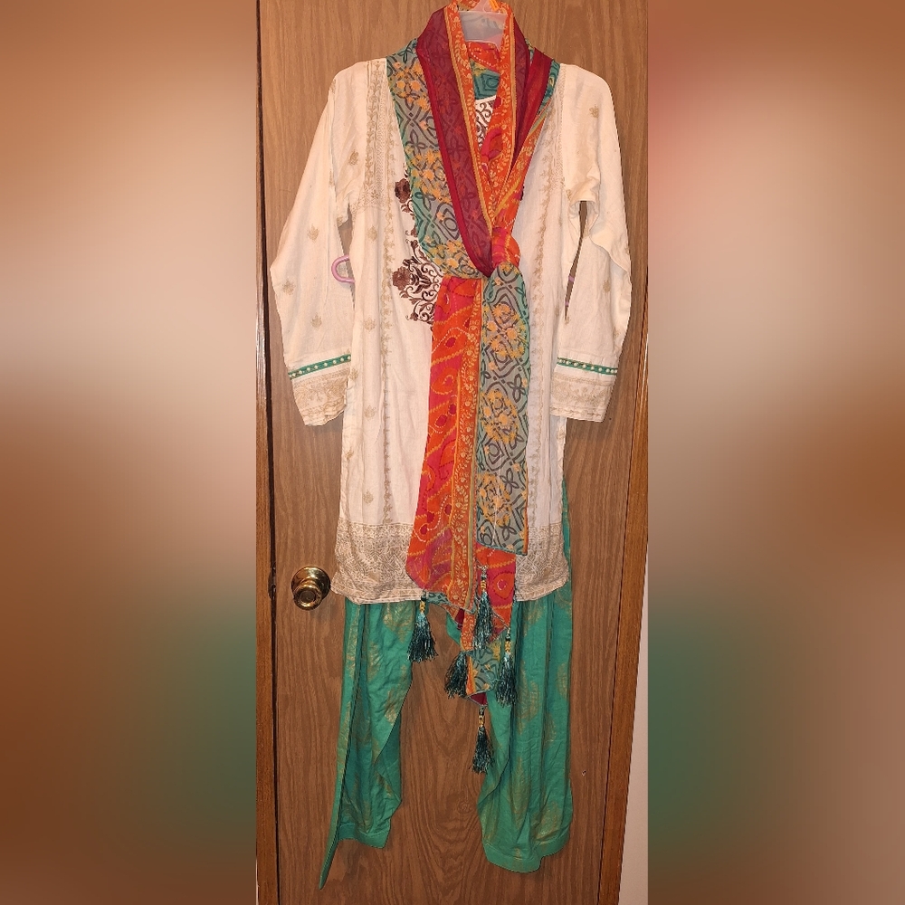 Pakistani/Indian Shalwar Kameez Party Dress